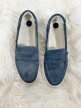 Reaction by Kenneth Cole Navy Blue Round Toe Loafers Size 8.5